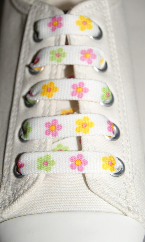 White flat shoelaces with spring flower print