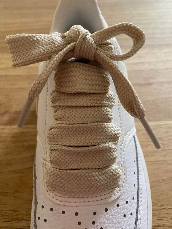 Wide flat shoelaces 1.8 cm light Tan - Crazylace