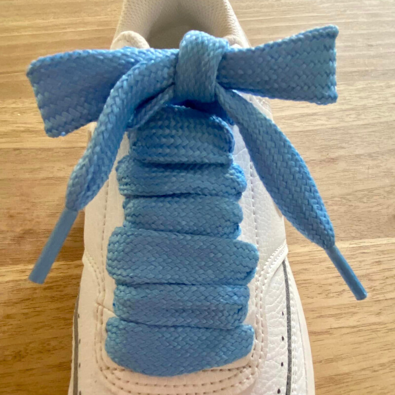 Lacets plats larges 1,8 cm bleu Azur - Crazylace