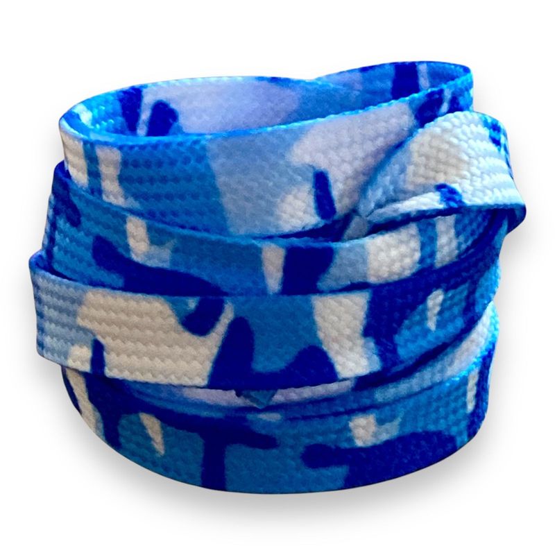 Lacets bleus camouflages