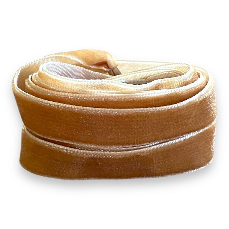 Lacets en velours caramel
