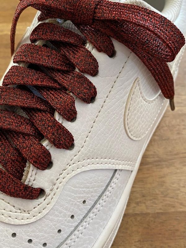 Lacets à paillettes chinés – Lie de Vin