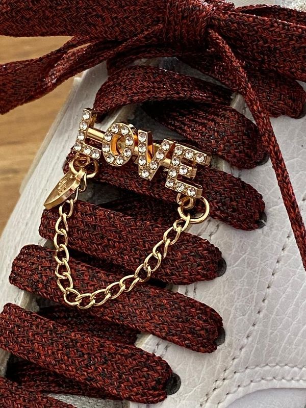 Love Brooch