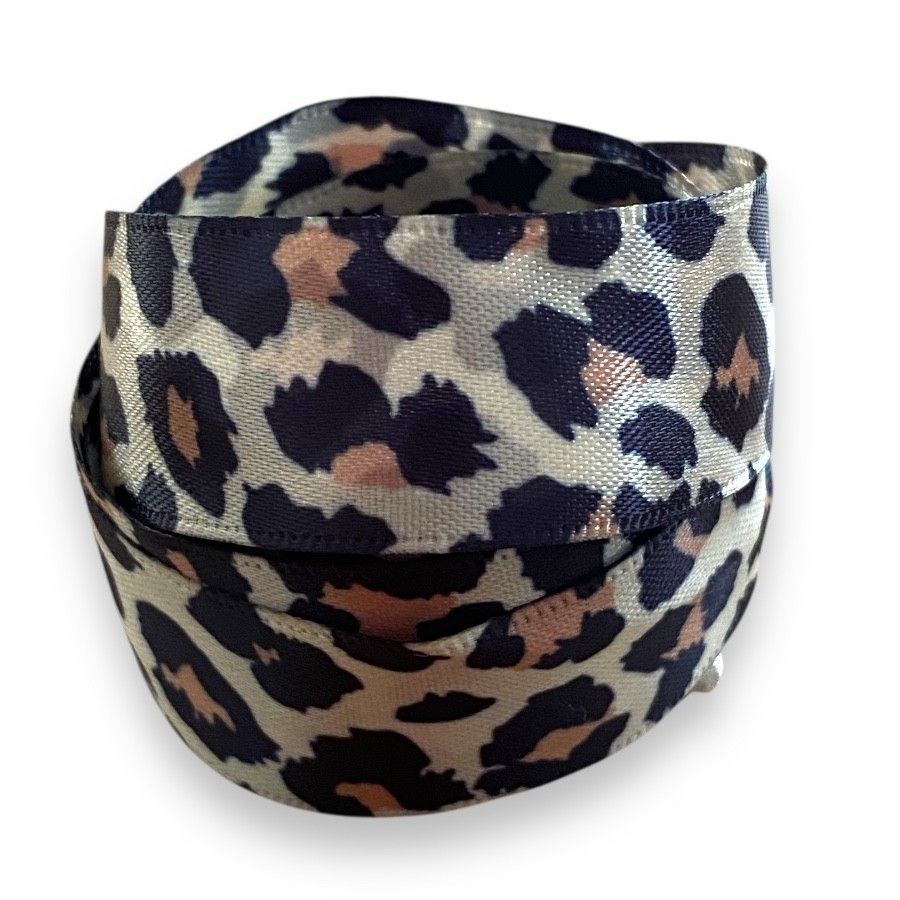 Wide satin leopard print shoelaces Wide 2cm satin laces, very chic leopard print