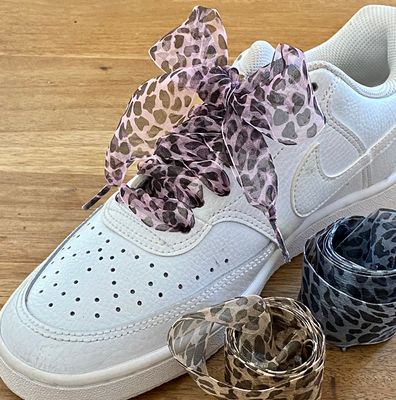 Lacets larges en Organza