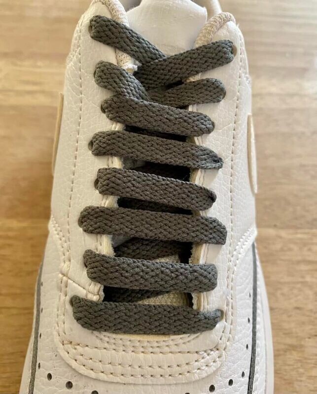 Crazylace pebble gray flat laces