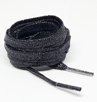 Lacets plats fins à paillettes noires