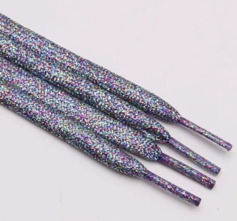 Lacets plats fins paillettes multicolore violet argenté Lacets plats fins paillettes multicolore violet argenté