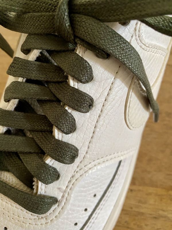 Sneaker flat khaki green waxed shoelaces Sneaker flat khaki green waxed shoelaces