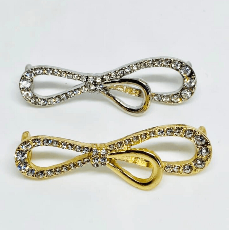 "Infinity" shaped lace-up jewelry