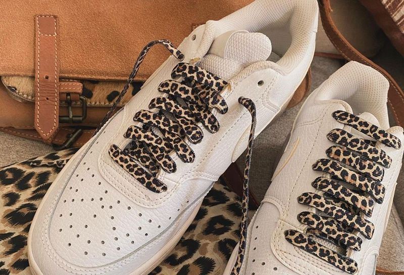 Lacets imprimés léopard beige marron pour chaussures et sneakers