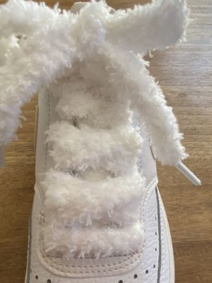 White Fluffy Flat Shoelaces – Urban Street Style, Soft as a Teddy Bear