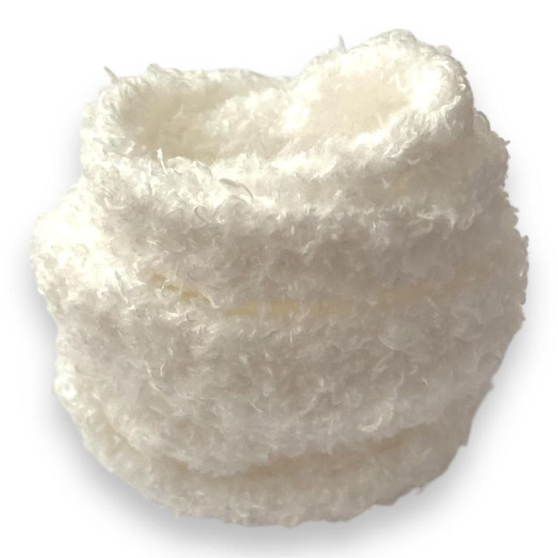 Lacets plats Fluffy blancs – Style Urban Street, doux comme un nounours