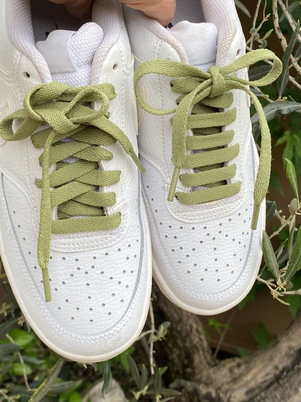 Olive green flat shoelaces from Provence - Crazylace