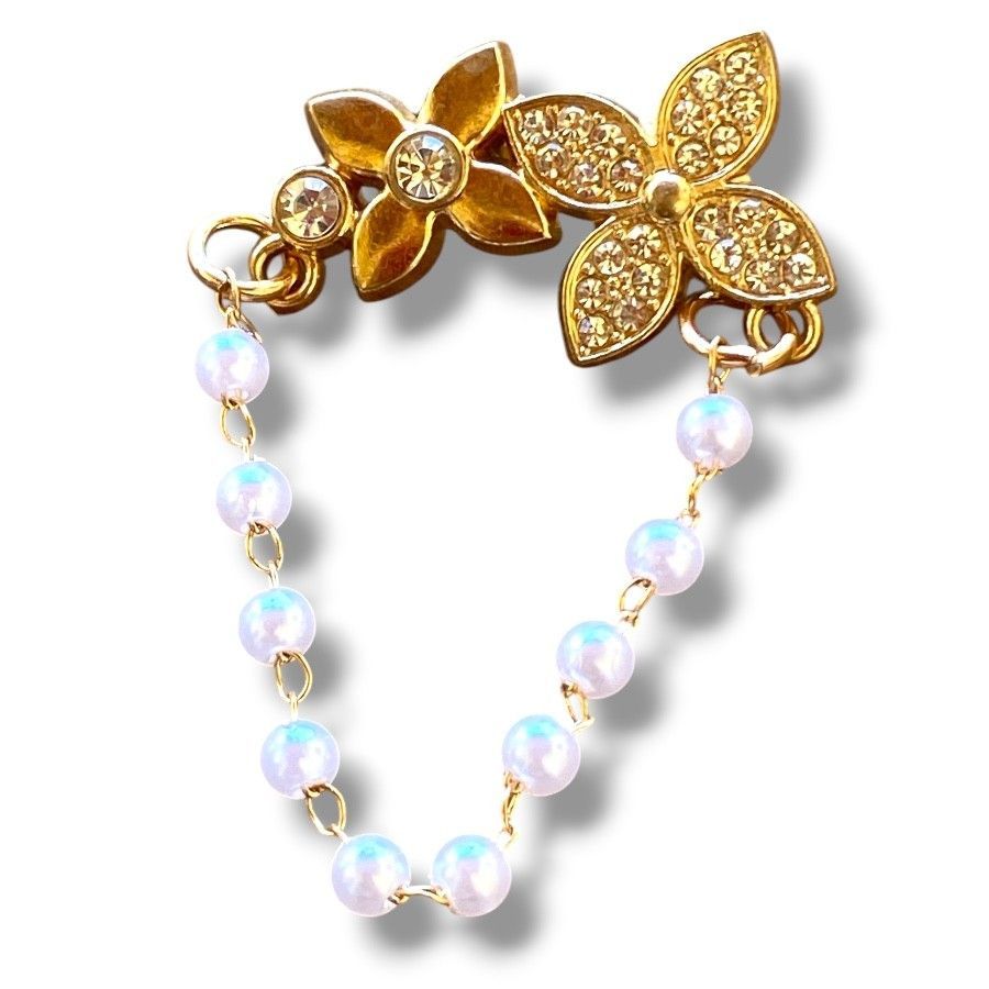 Broche florale or et perles douces style vintage