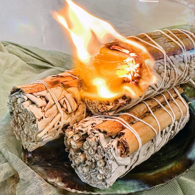 Cinnamon &amp; White Sage - 4&quot;