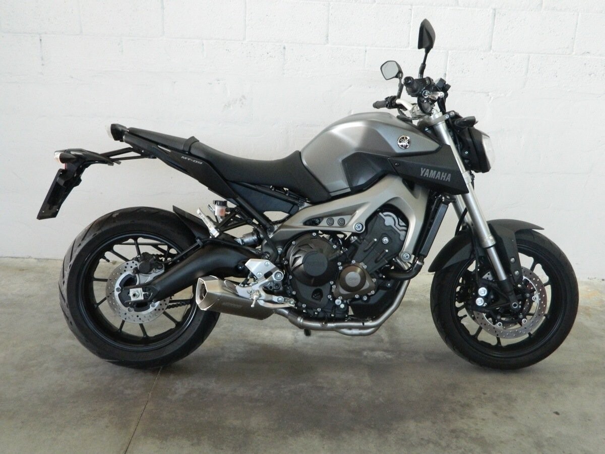 Sistemas de escape completos Force SPARK
EXH YAMAHA MT-09 FS FRC SS
