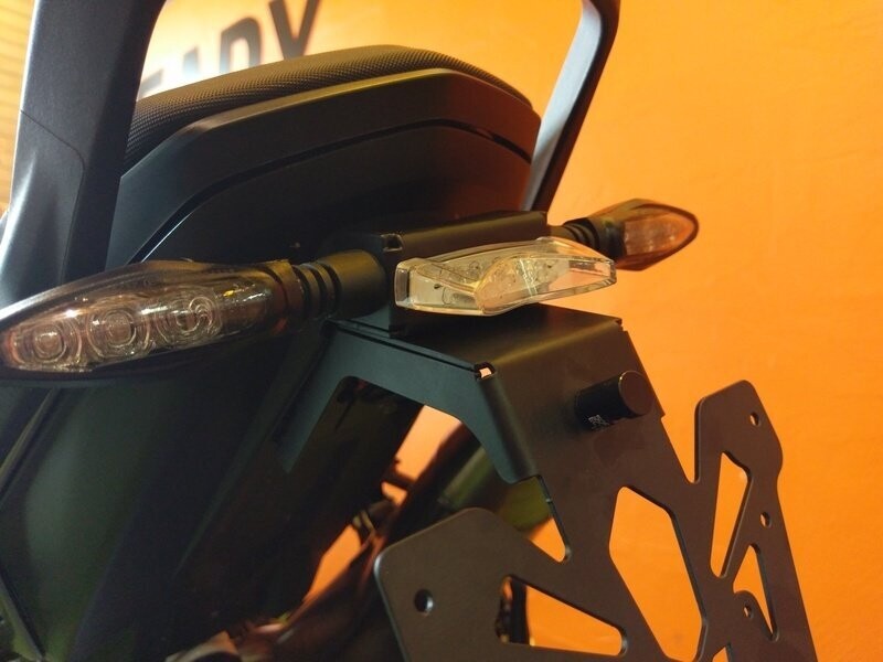 Portamatrículas KTM 790 DUKE negro