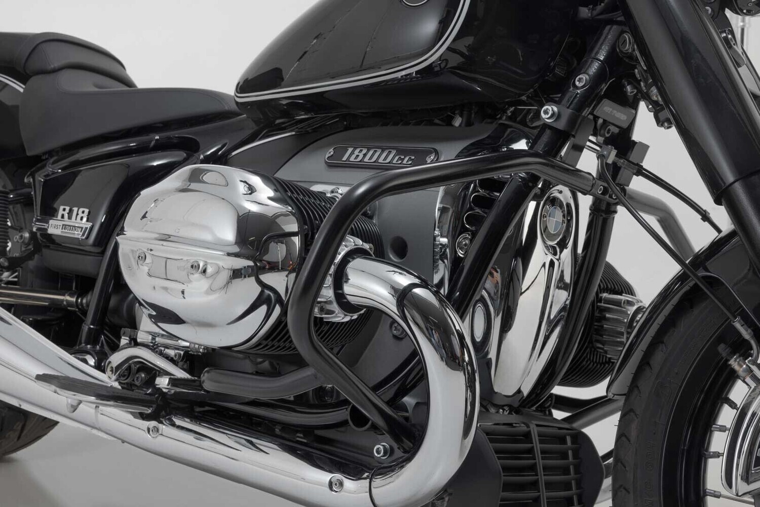 Defensa SW-MOTECH
CRASH BAR BMW R18