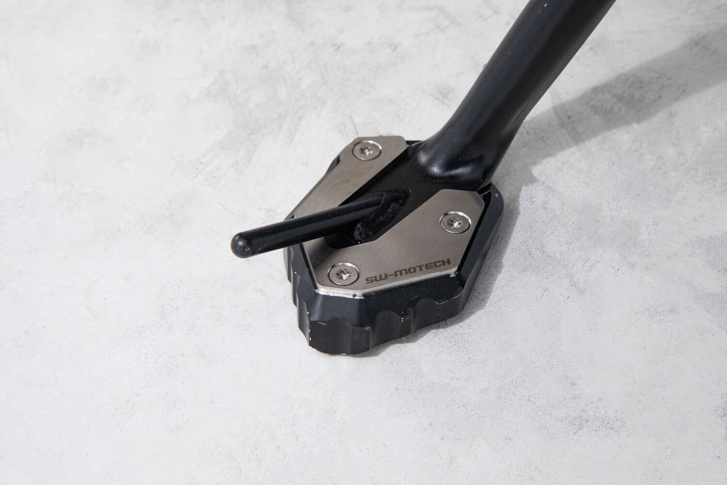 Ampliación apoyo caballete lateral SW-MOTECH
SIDE STAND FOOT EXT YAMAHA MT09 TRACER