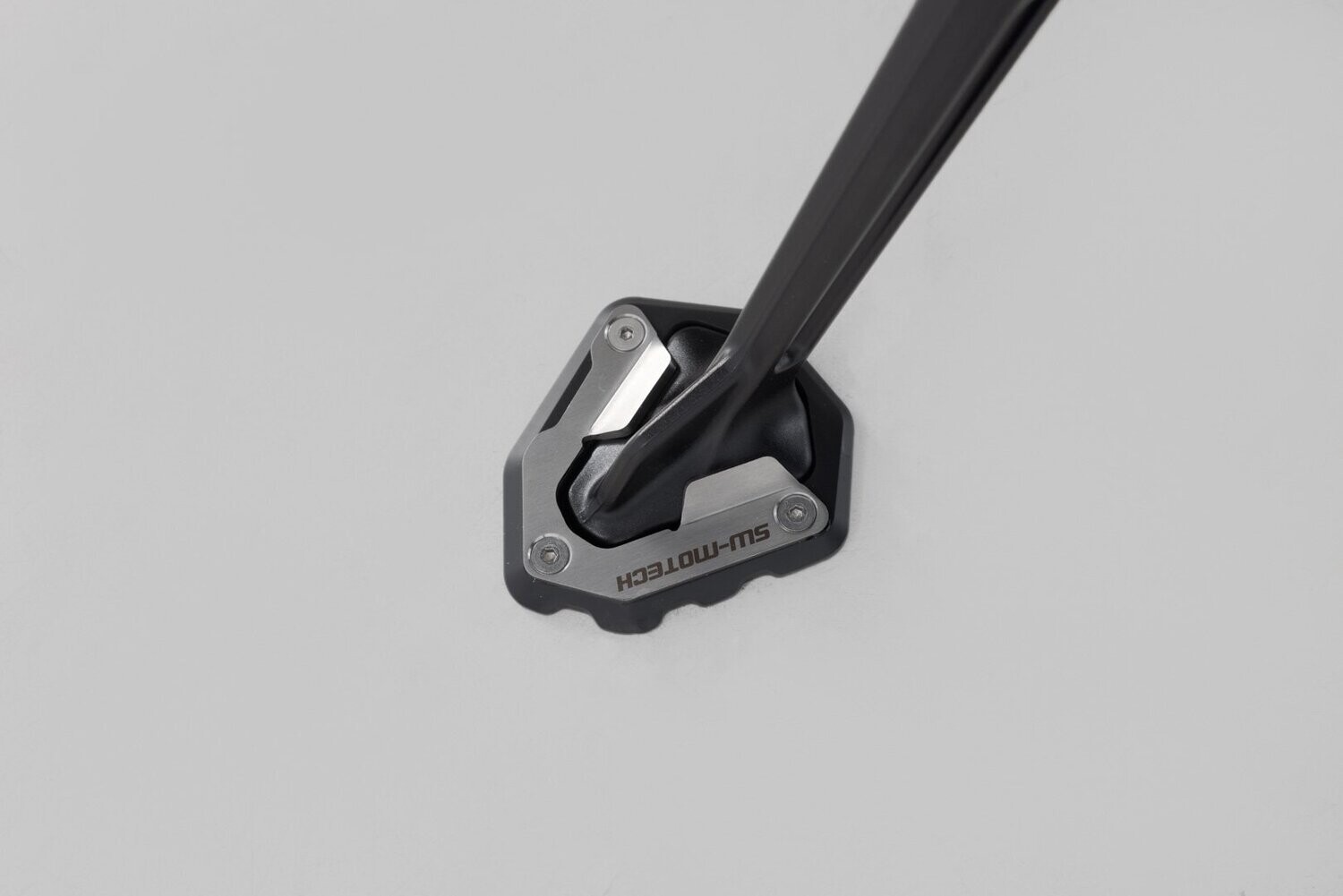Ampliación apoyo caballete lateral SW-MOTECH
SIDE STAND FOOT EXT KTM 1290 SUPER ADVENTURE