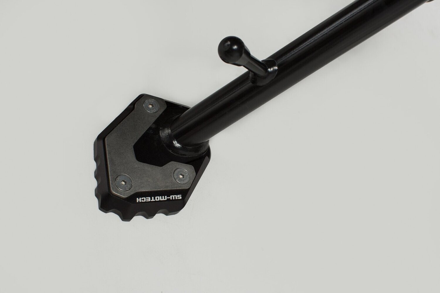 Ampliación apoyo caballete lateral SW-MOTECH
SIDE STAND FOOT EXT BMW R1200GS