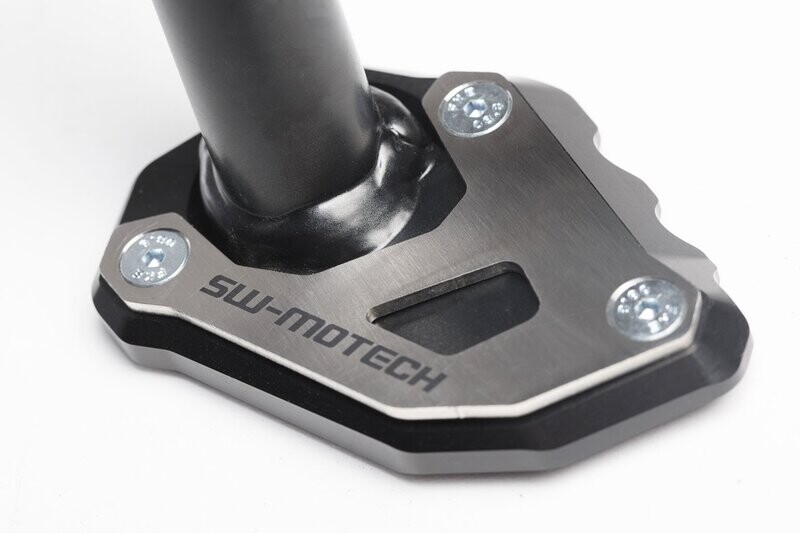 Ampliación apoyo caballete lateral SW-MOTECH
SIDE STAND FOOT EXT SUZUKI V-STROM