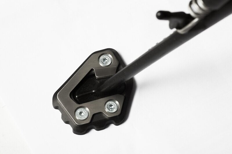 Ampliación apoyo caballete lateral SW-MOTECH
SIDE STAND FOOT EXT BMW F800