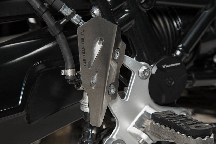 Protector del cilindro maestro del freno trasero SW-MOTECH BMW R NINE T