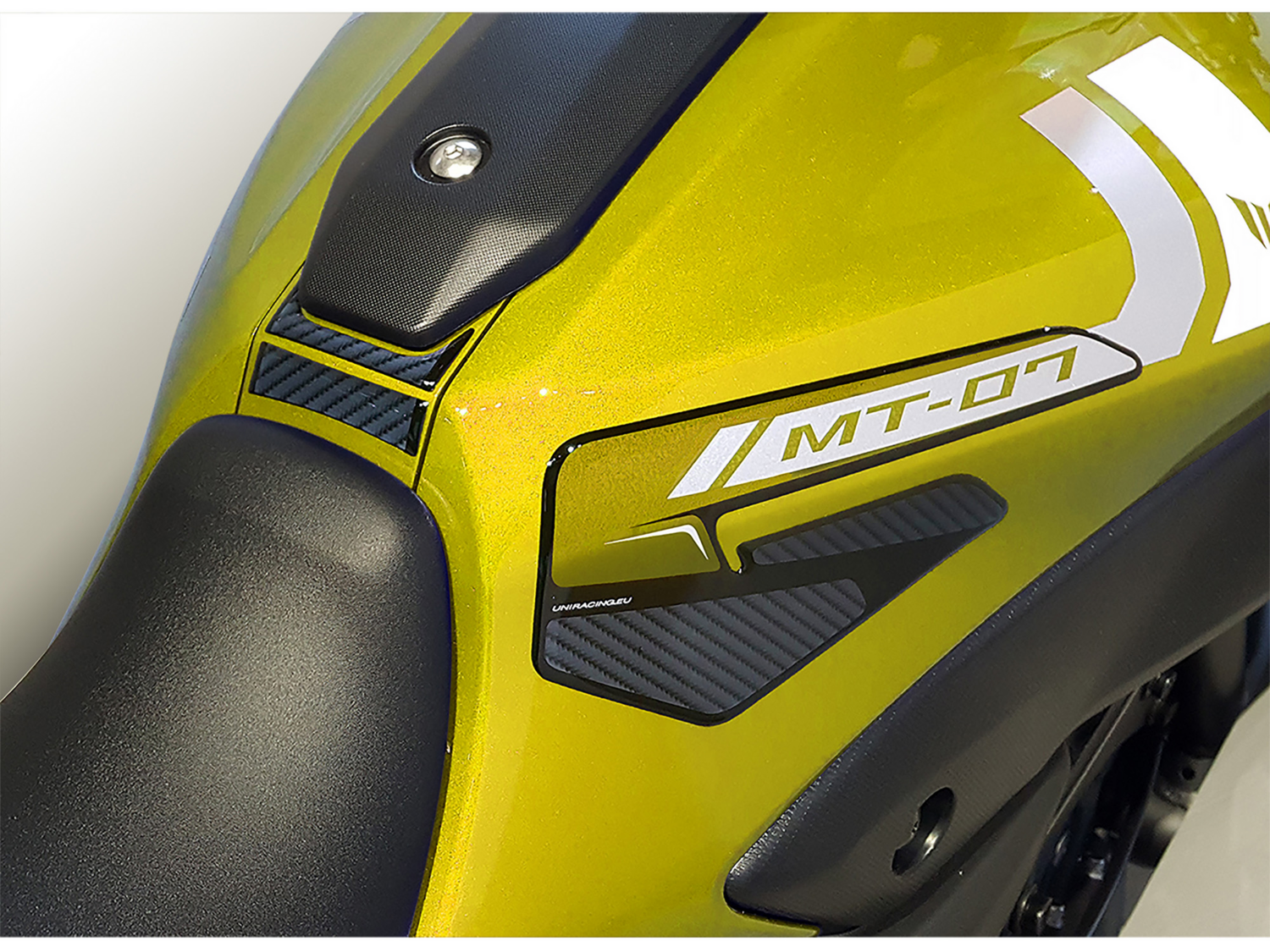 Almohadilla para depósito TANK PAD YAMAHA MT-07 14-17
