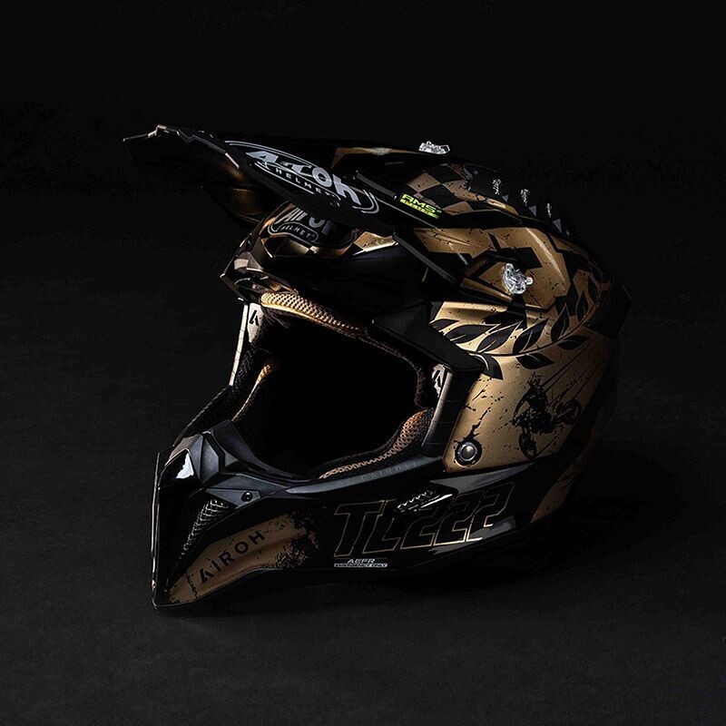 Casco Airoh Aviator 3 TC 222 The Legend