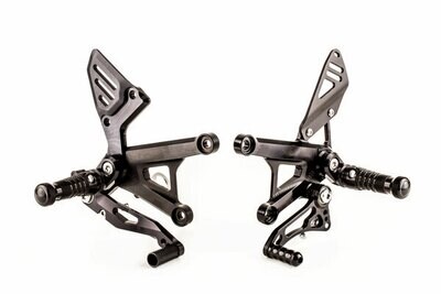Estriberas regulables GILLES TOOLING
REARSET RCT10GT BK KAWASAKI Z900