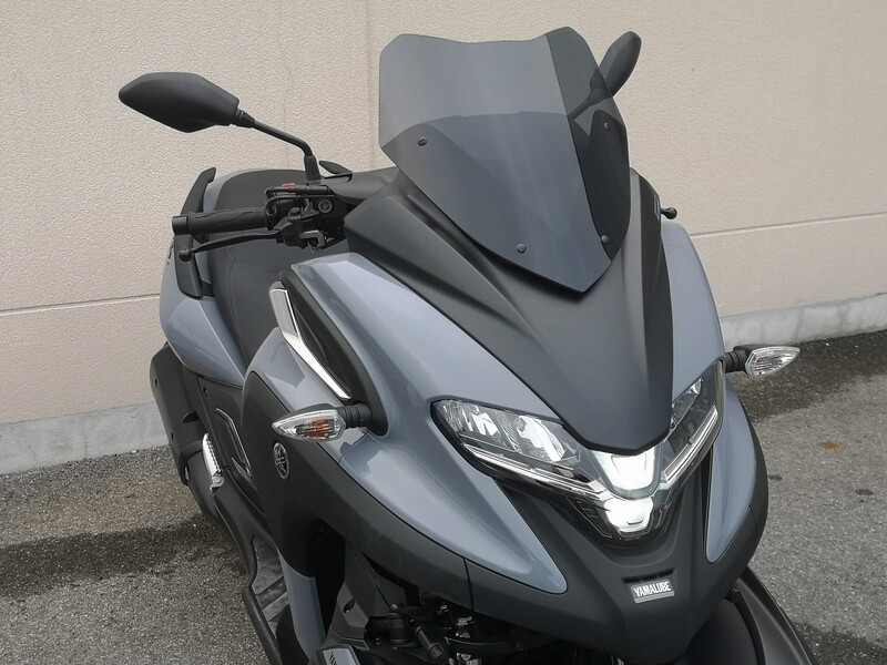 Pantalla V Parts Racing ahumada Yamaha Tricity 300