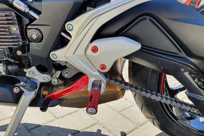 Kit tornillos Talonera MV Agusta Brutale Cnc Racing