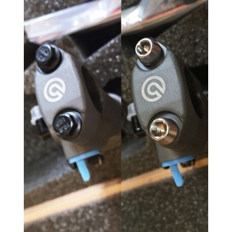 Juego de tornillos pinza percha maneta freno o embrague M6x25 (2uds) - Titanio para Ducati / Mv Agusta Cnc Racing
