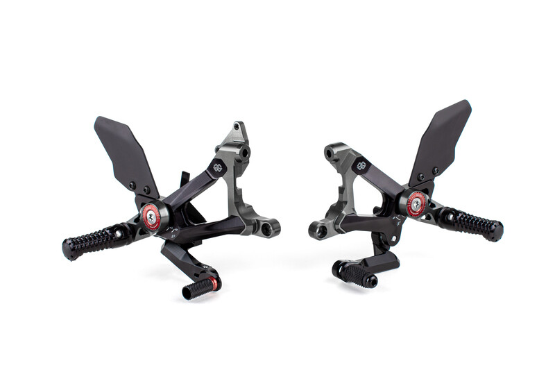 GILLES MUE2 Adjustable Rearset - Black Ducati Streetfighter V4