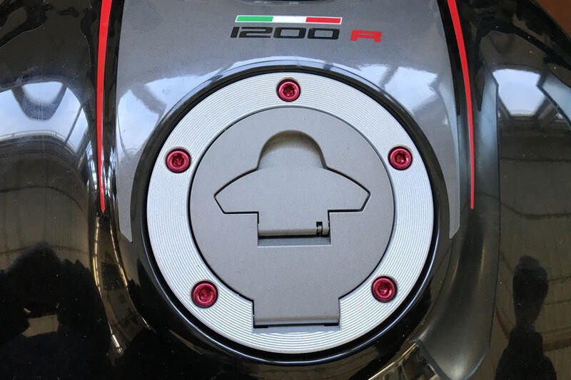 Kit tornillos tapa deposito gasolina Ducati Cnc Racing