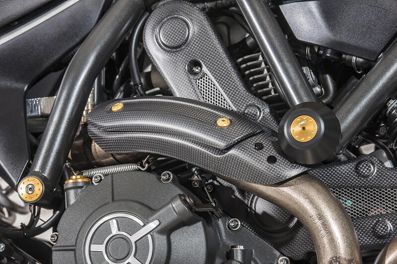 Kit tornillos protector térmico tubo Ducati Scrambler Cnc Racing