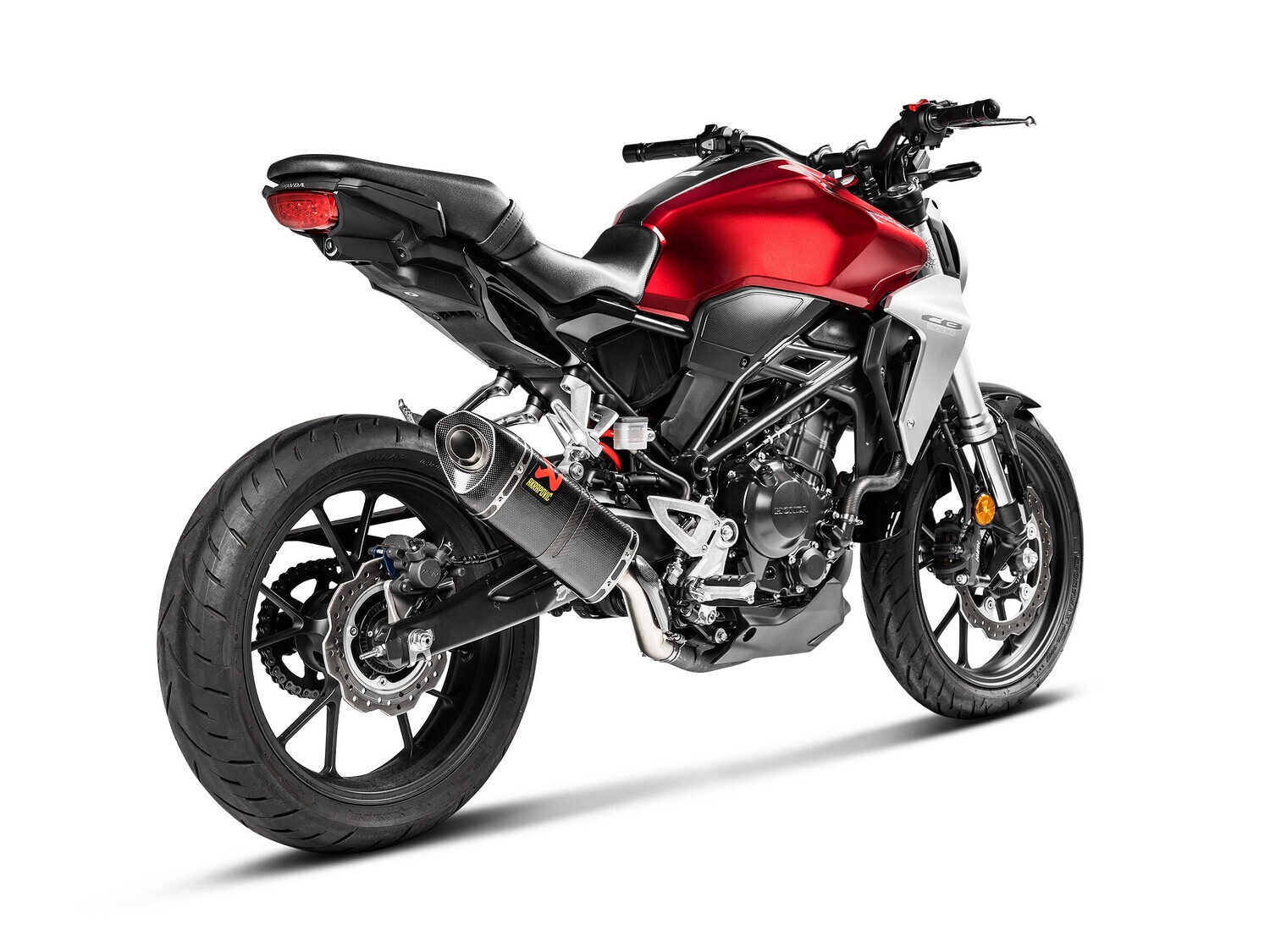 Silenciador Akrapovic S-H3SO7-APC para Honda CB300R 2018 2019 2020