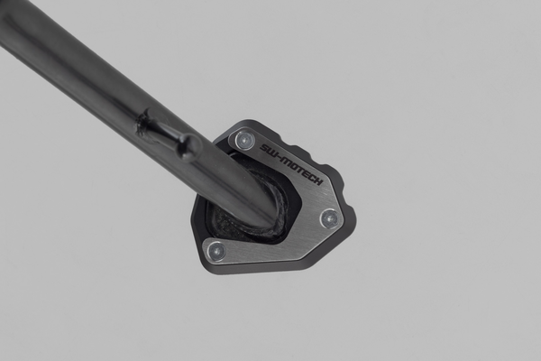 Ampliación apoyo caballete lateral SW-MOTECH para Honda CB750 Hornet