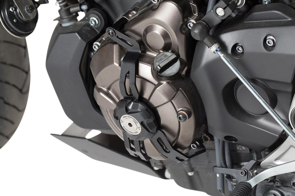 Protección tapa alternador Sw-Motech para Yamaha MT07 / XSR700 / TRACER7