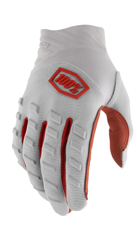 100%
GLOVE AIRMATIC WH