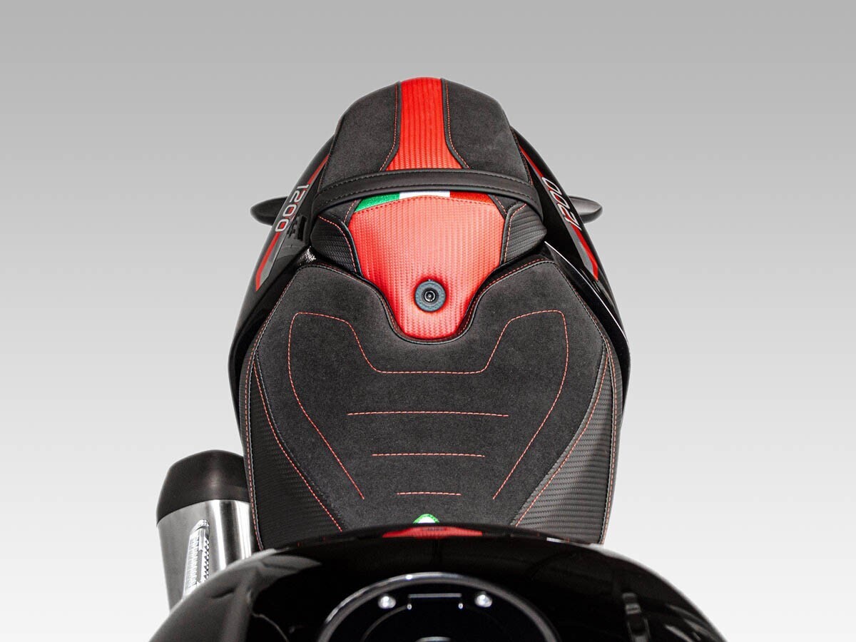 CSSTC01 - FUNDA DE ASIENTO CONFORT PARA TRIUMPH