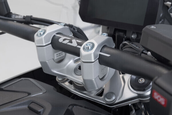 Elevador de manillar. H=30 mm. Plateado Sw-Motech BMW R 1300 GS (23-).