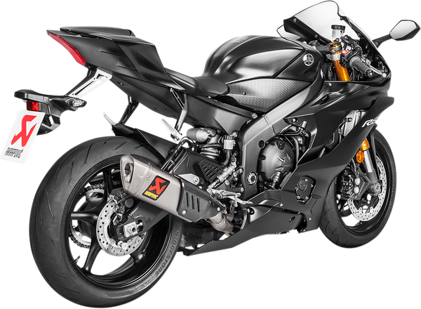 Sistema de escape AKRAPOVIC
EXHAUST RAC SS/TI YZF-R6