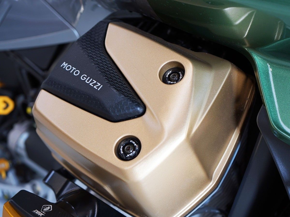 BTC01 - KIT CASQUILLOS CULATA MOTO GUZZI V100