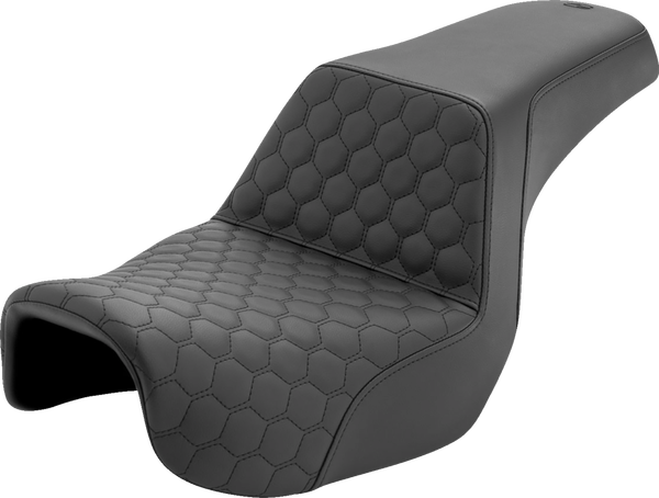 Asiento elevador tipo panal SADDLEMEN
SEAT STEP UP HC DRIVER HARLEY DAVIDSON DYNA