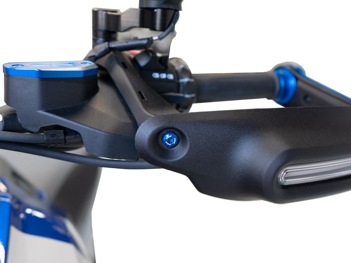 KVT69 - KIT DE TORNILLOS PARA GUARDAMANOS BMW R1300GS
