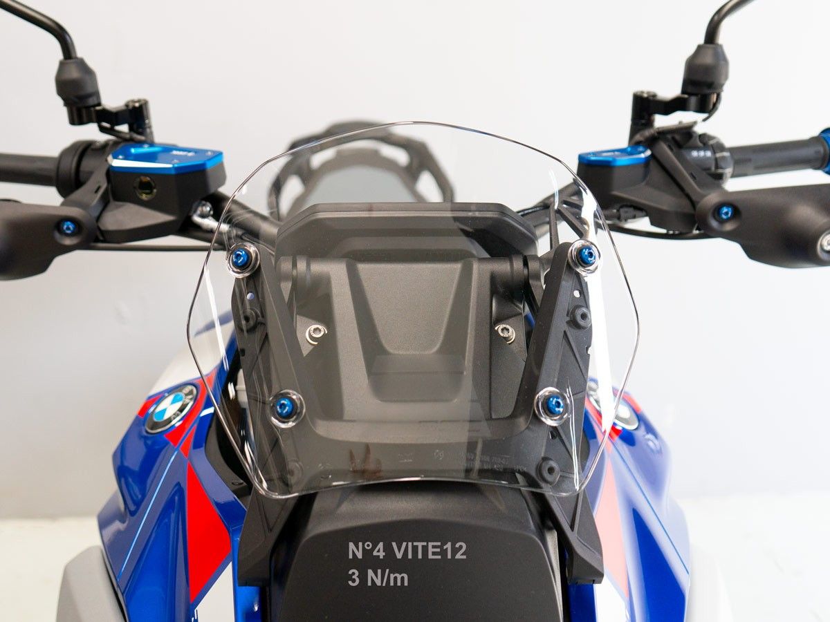 KVT62 - KIT DE TORNILLOS PARA PARABRISAS BMW R1300GS