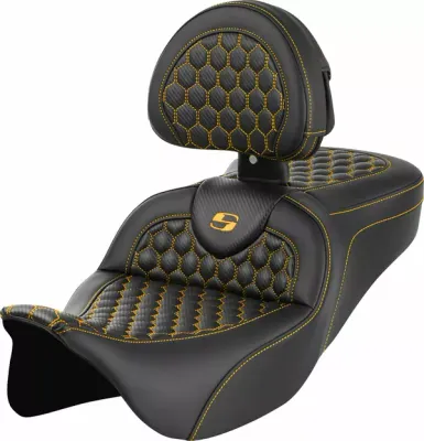 Asiento Honeycomb Roadsofa™ SADDLEMEN
SEAT ROADSOFA HC W/BR GOLD STITCH para Harley Davidson Road King / Electra Glide / Street Glide / Road Glide